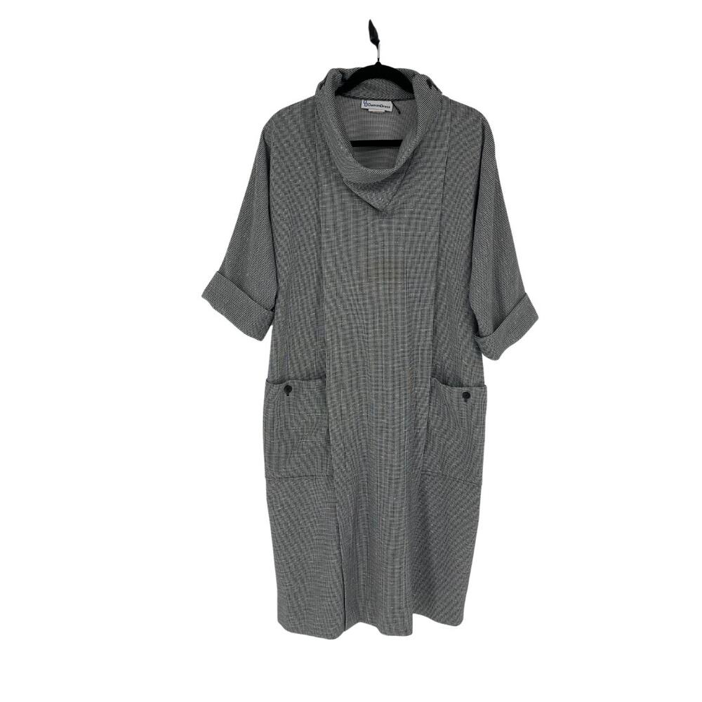 Vintage Women's Damon Black and White Cowl Neck Dress - Plus Size 20